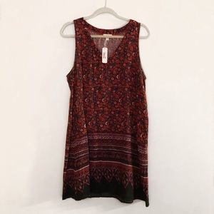 🌺 Charming Charlie Floral Shift Dress!!